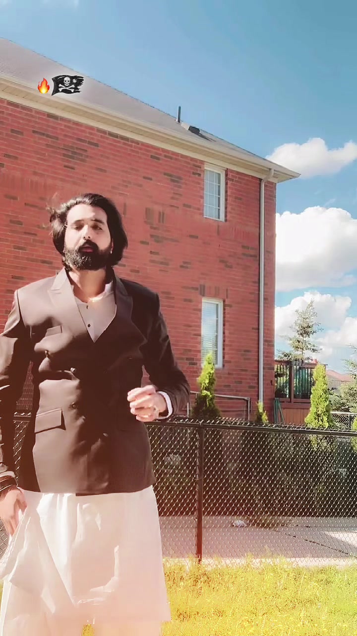@THAKUR👑🇨🇦🇵🇰