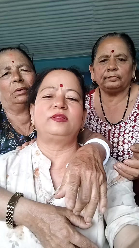 @Mina Kunwar