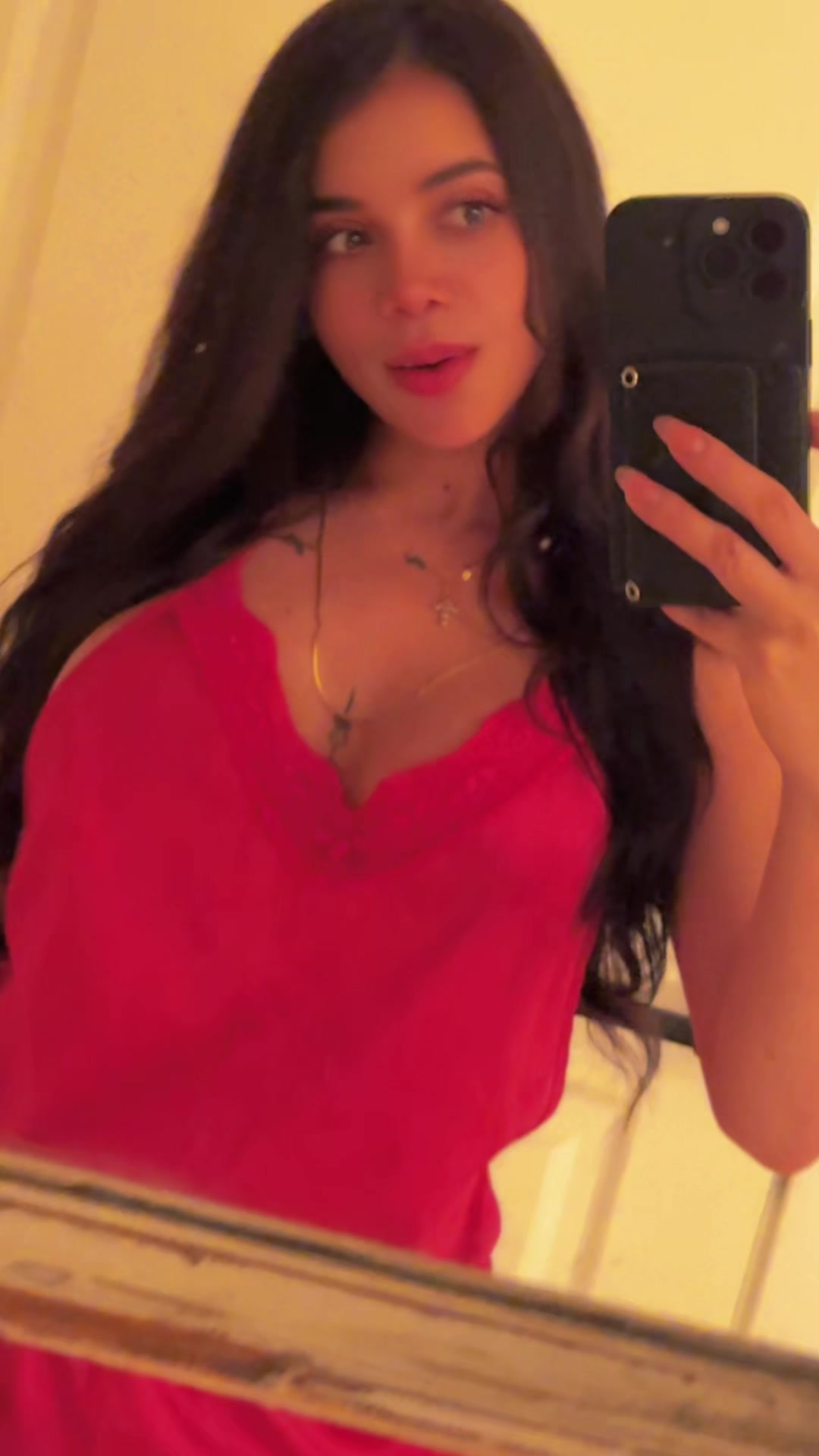 @M👑M