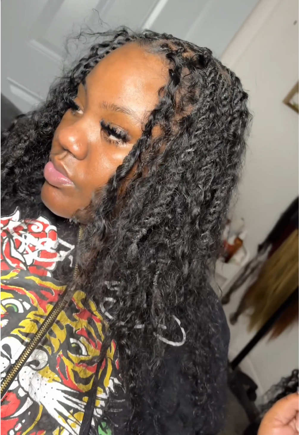 @Hairbylishaa