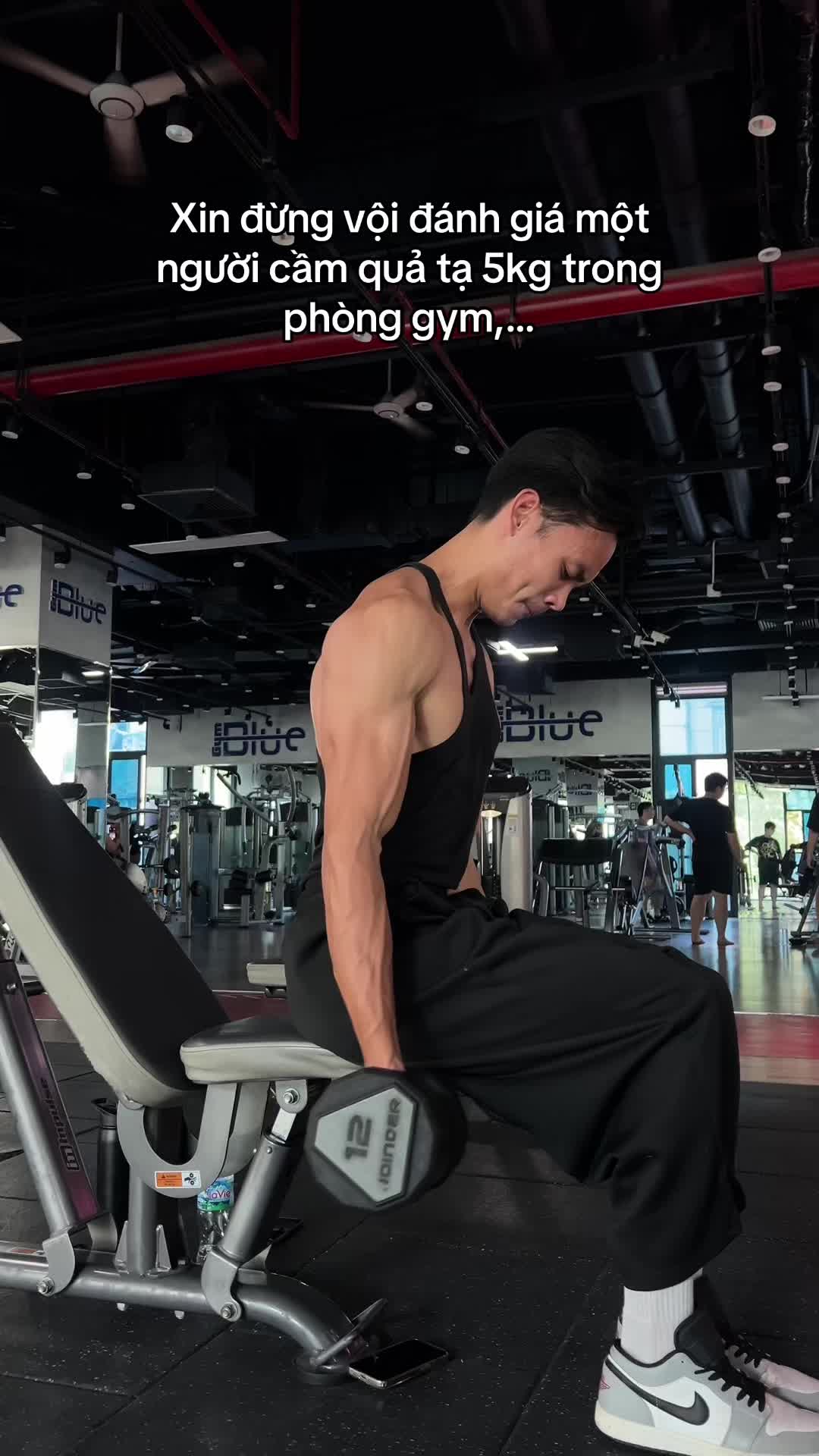 @Kevin Bùi