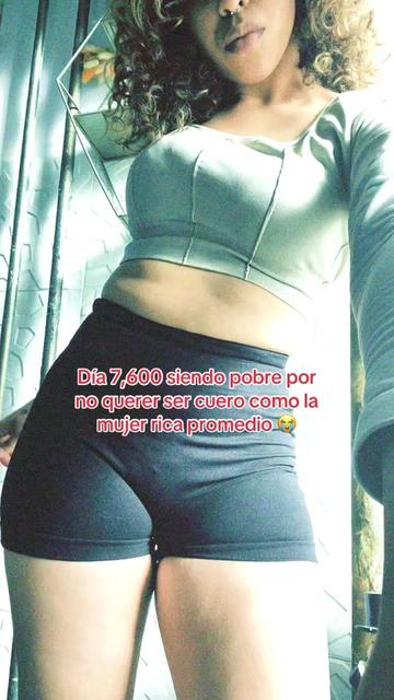 @QueenFarahona
