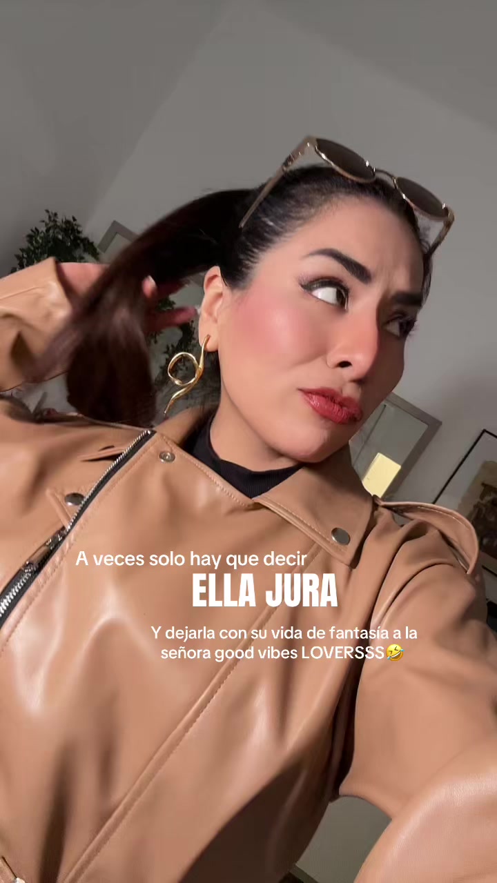 @kiarafernandez_farmasi