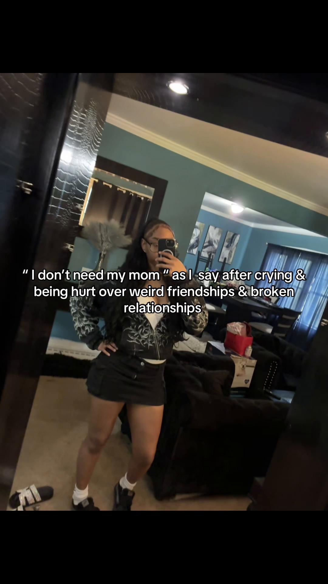 @someweirdrandomgirl
