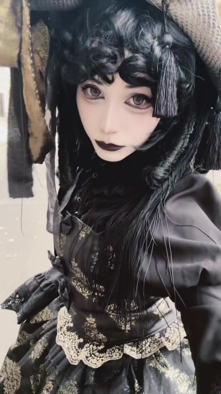 @десятьбукв ੭ੈ♡‧₊˚
