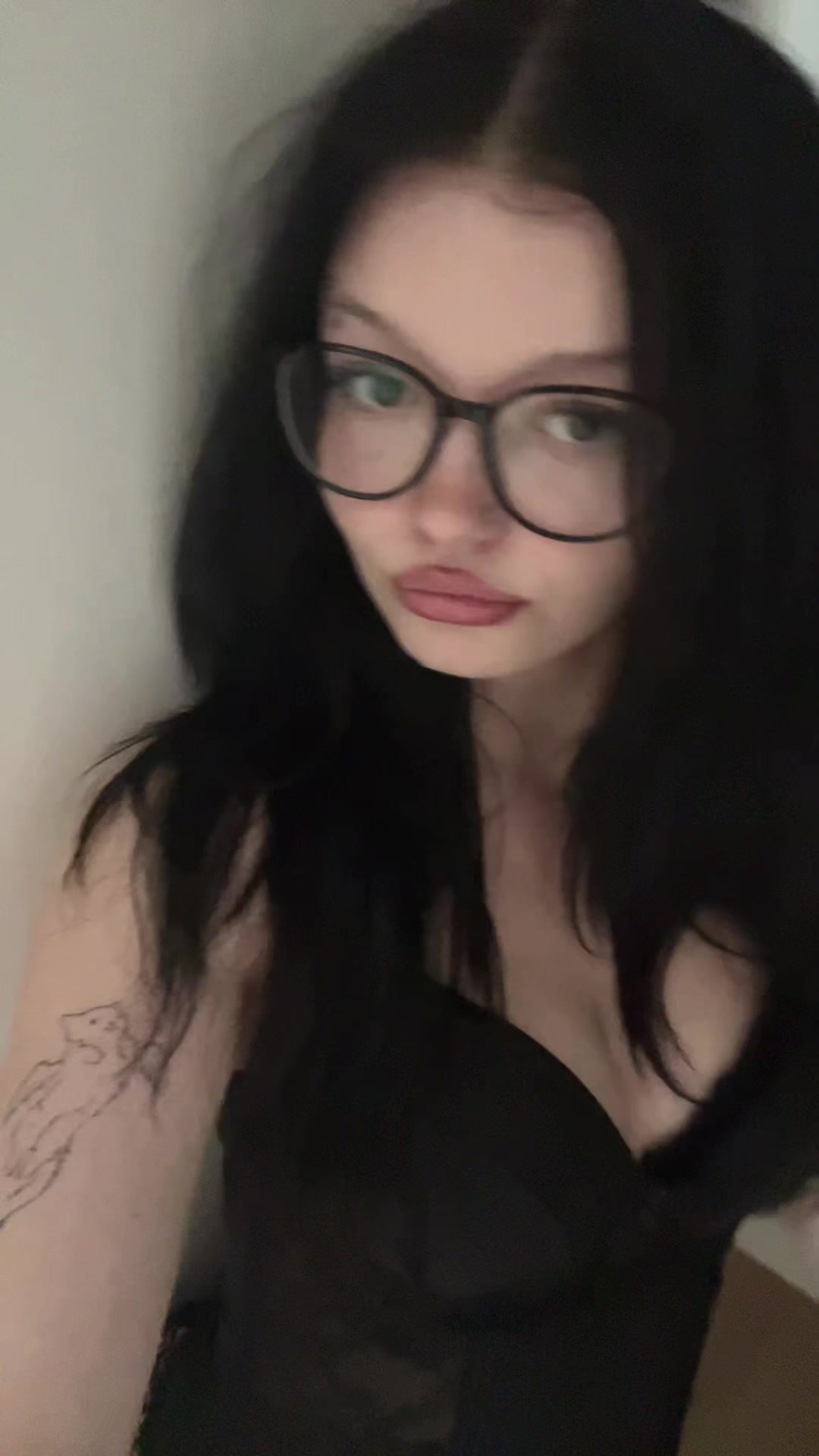 @𝐴𝑑𝑖𝑛𝑎🦇