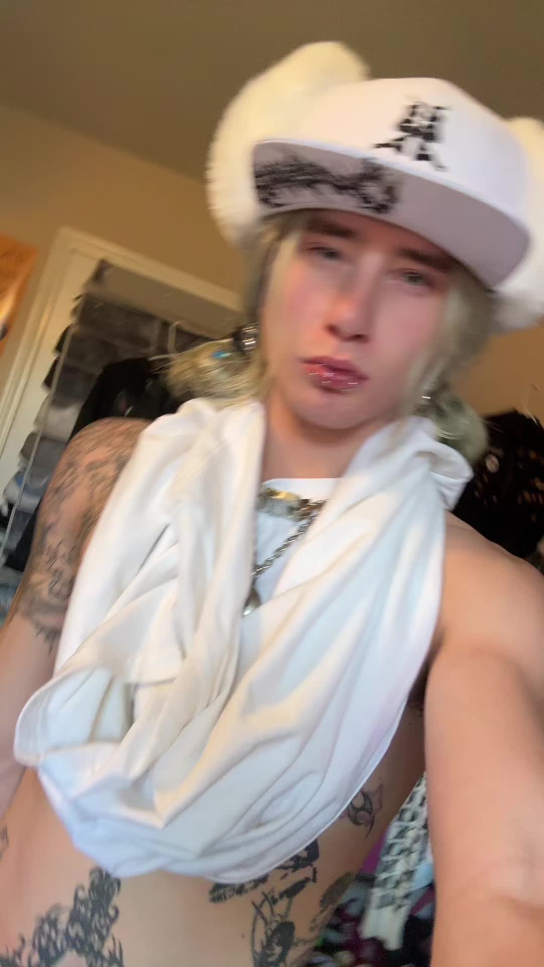 @🤹🏻