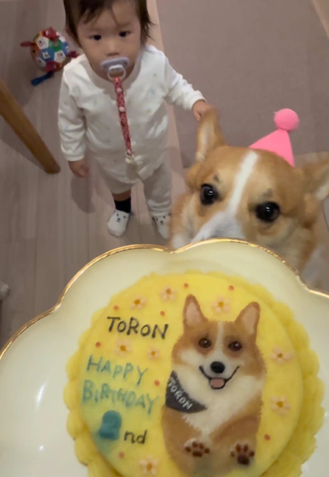 @トロン
