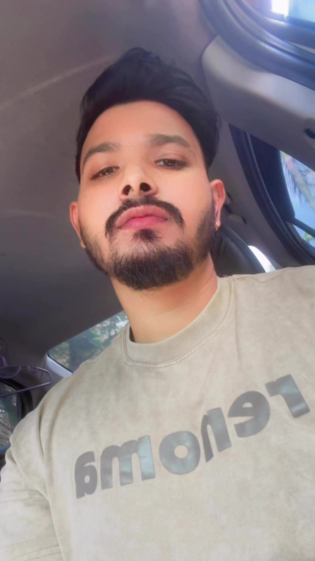 @Hanesh94