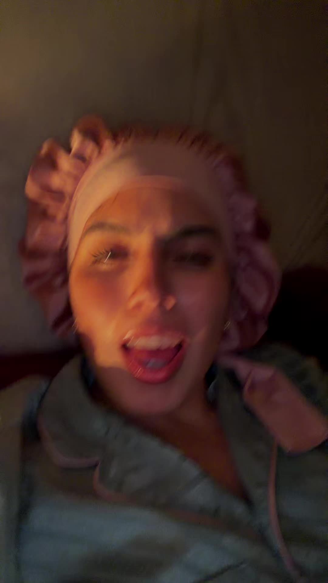@Pelinegra