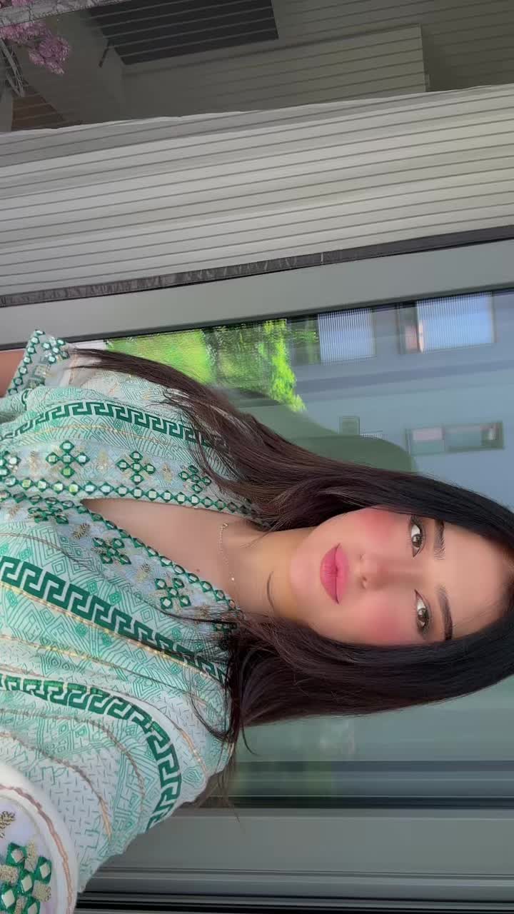 @roeina_achekzai