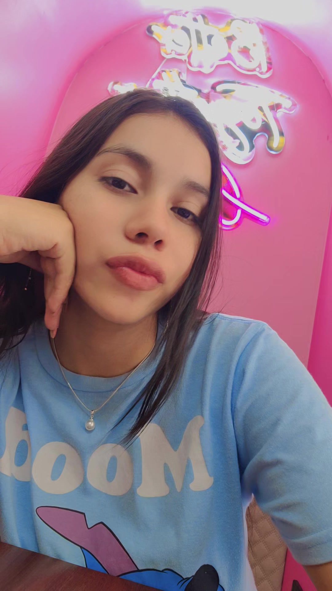 @BessyAndrades