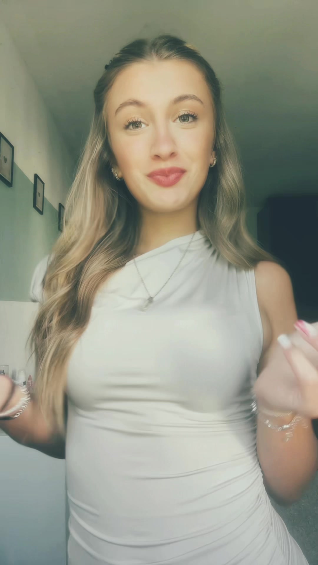 @Laura