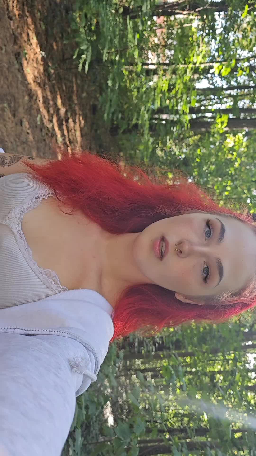 @Sophieschka_
