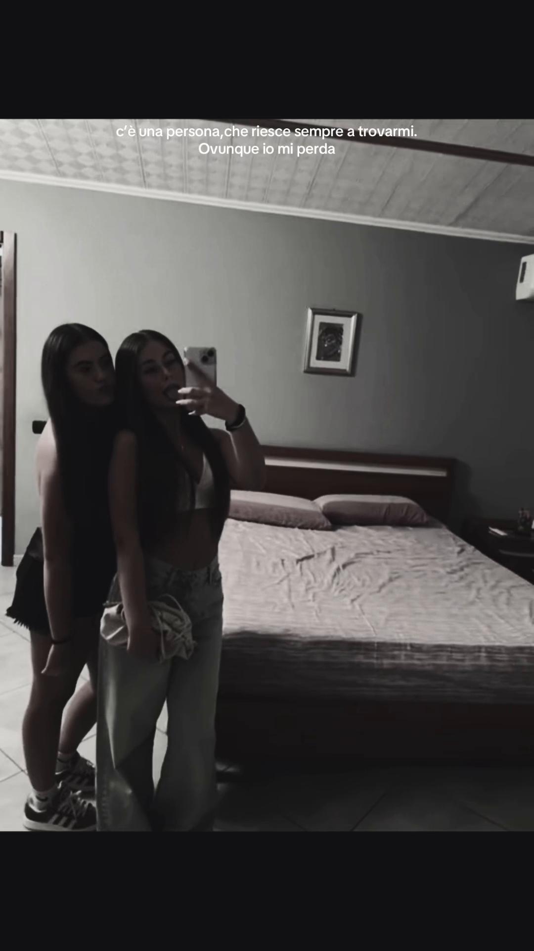 @chiarè