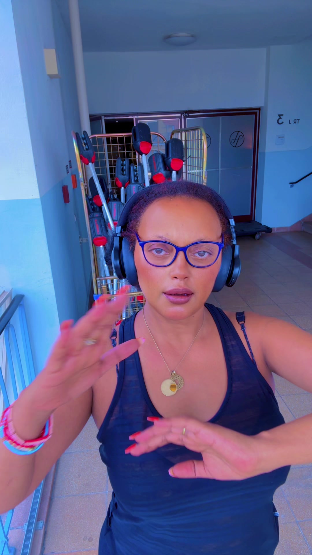 @parisyomama