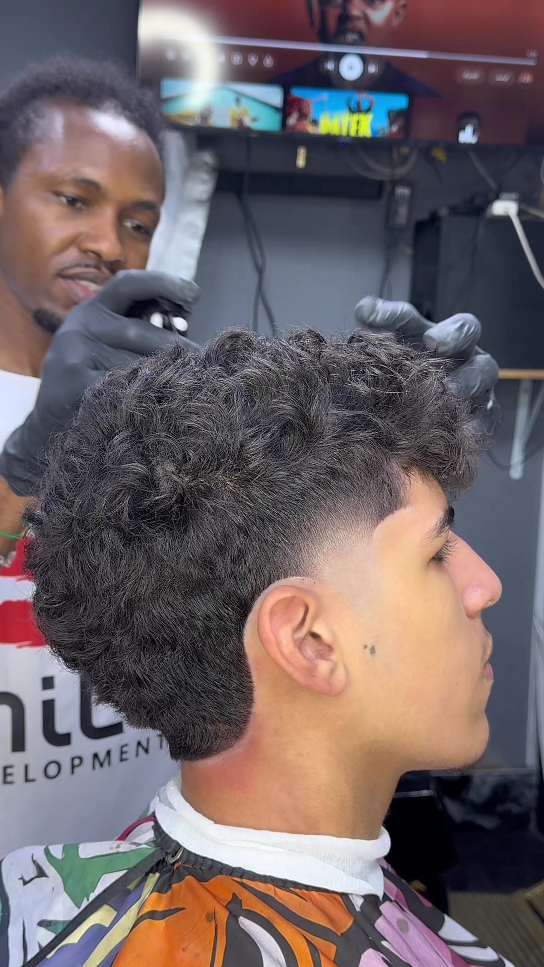 @๐โ๏ธ๐ธ๐ฉRasta Barber ๐ธ๐ฉโ๏ธ๐