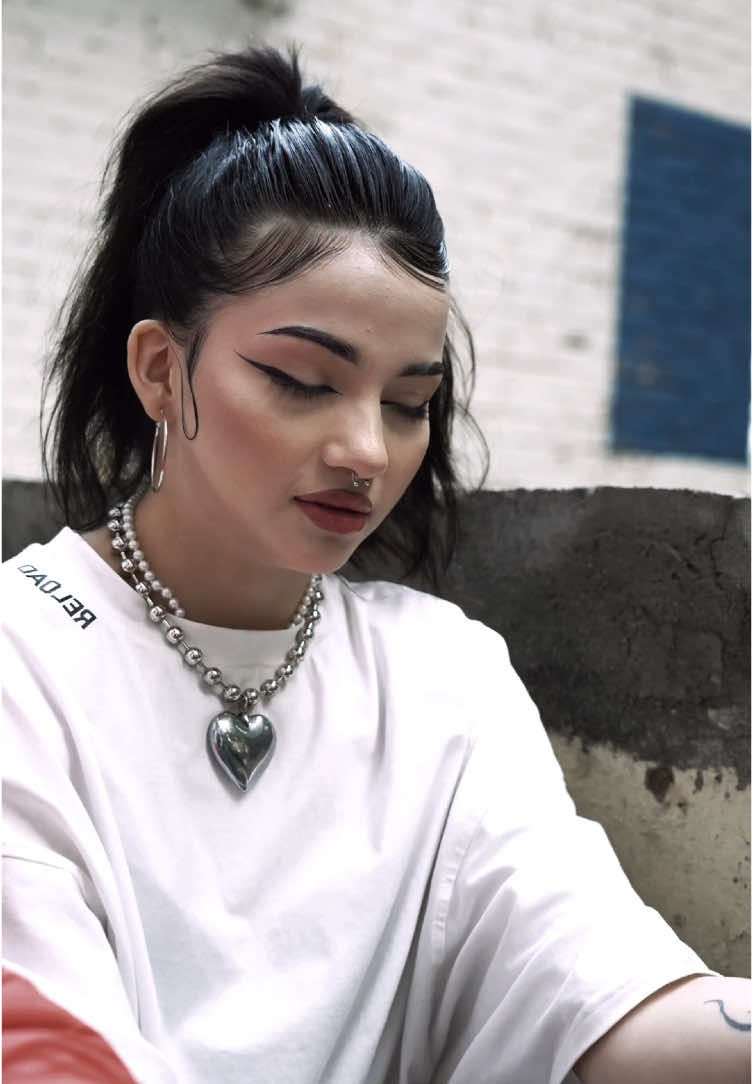 @Miliya