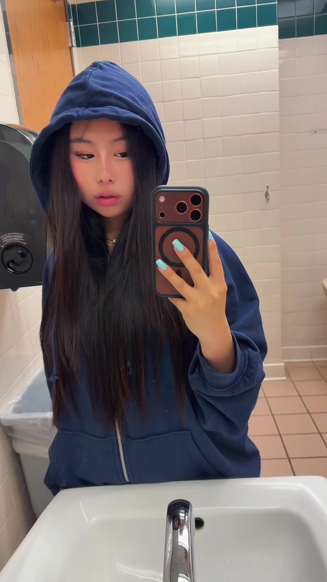 @carrrooolineee