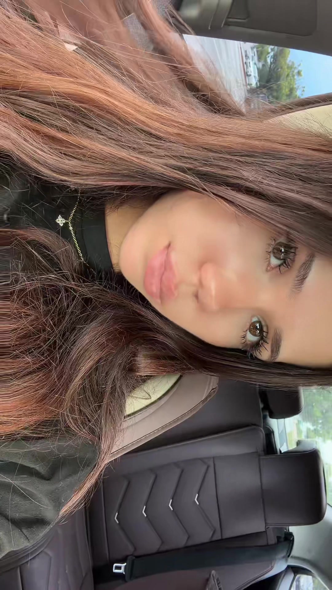 @dominichka