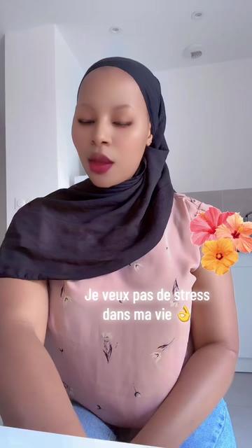 @M&rsquo;mah ch&eacute;rie Camara  🧕💍🦋