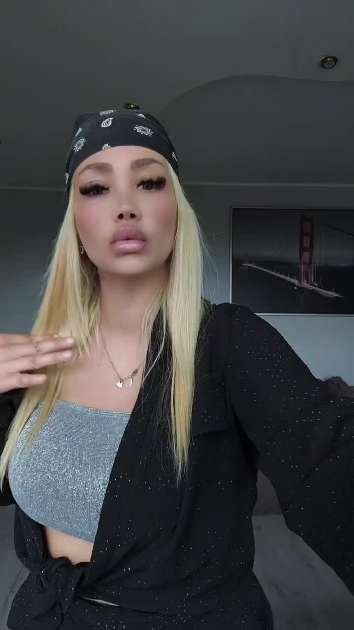 @Kala003
