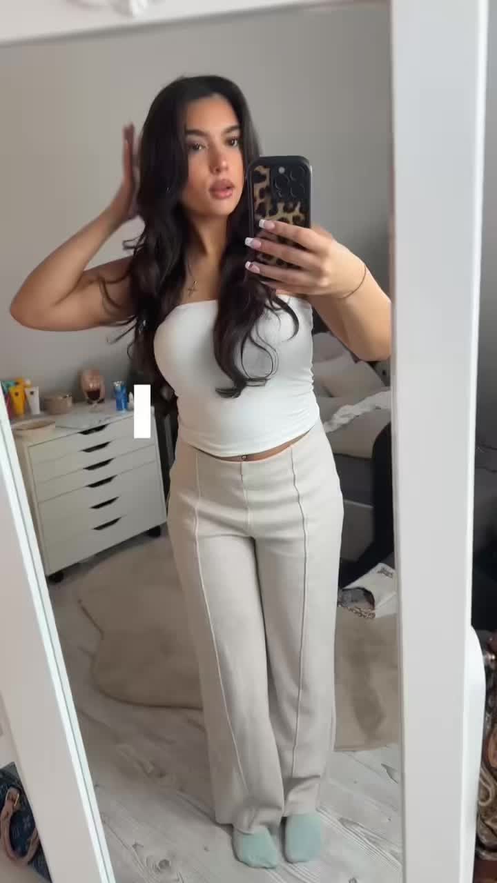 @μίνα