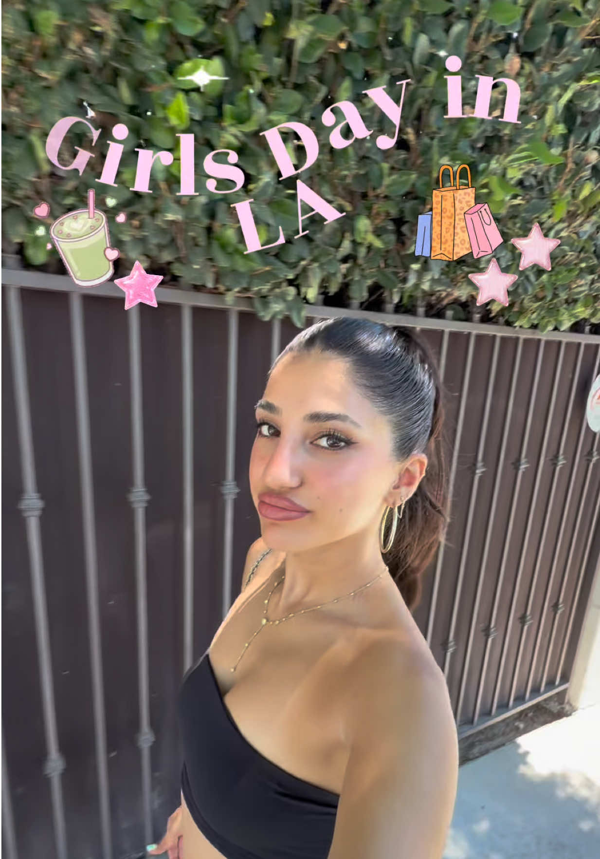 @Sofya Koukla