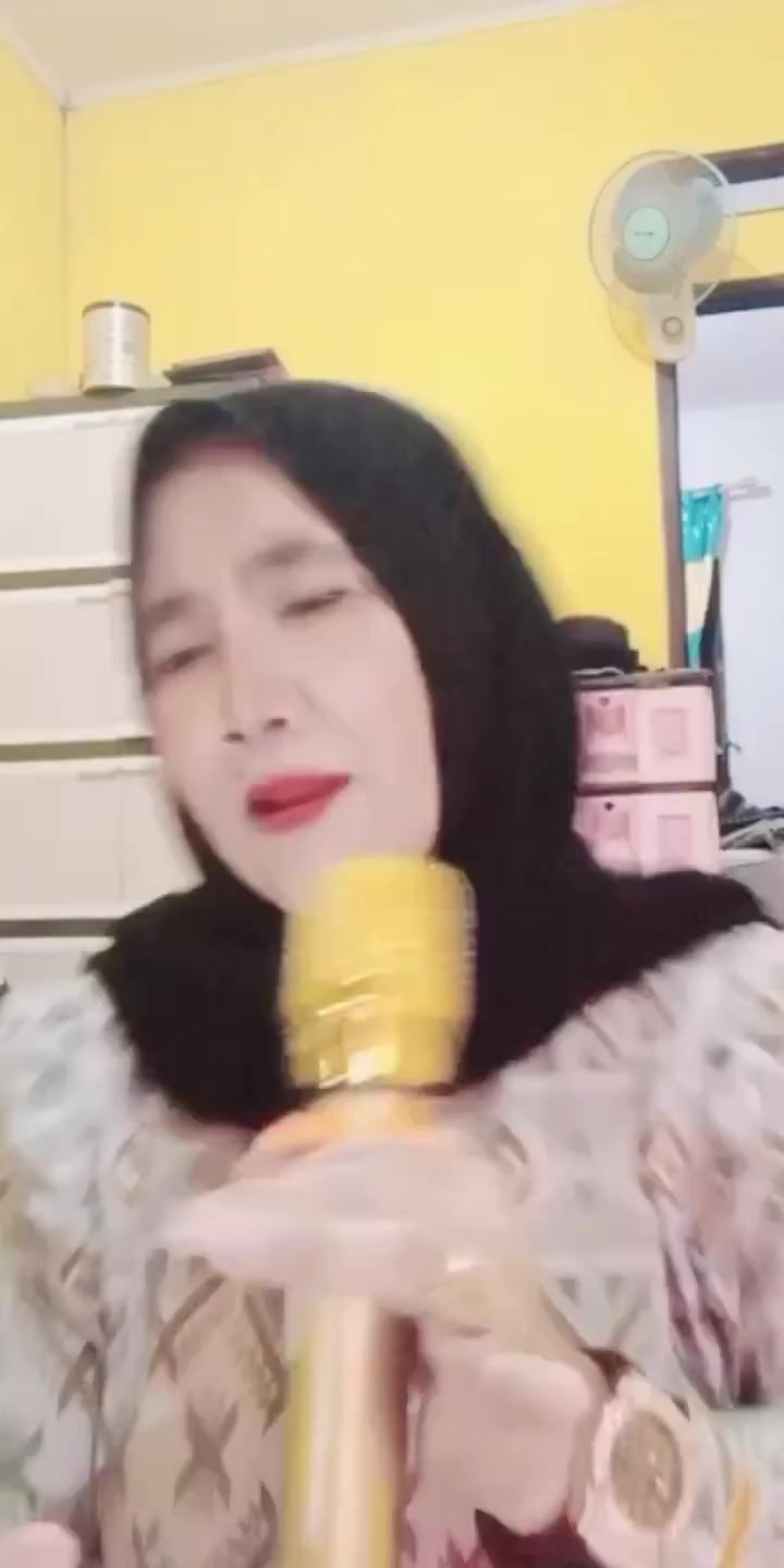 @Reni Rohayani379