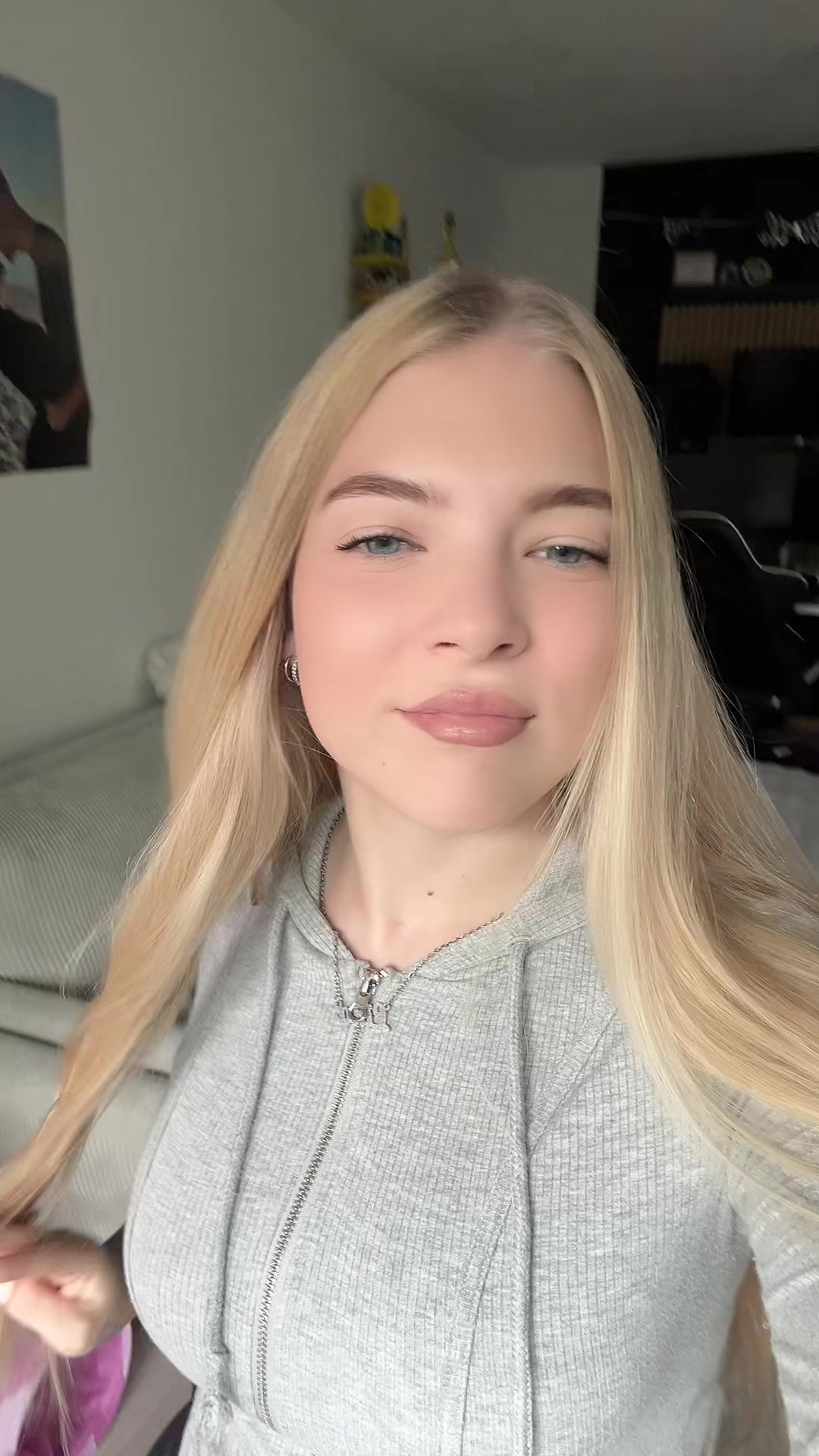 @Lina