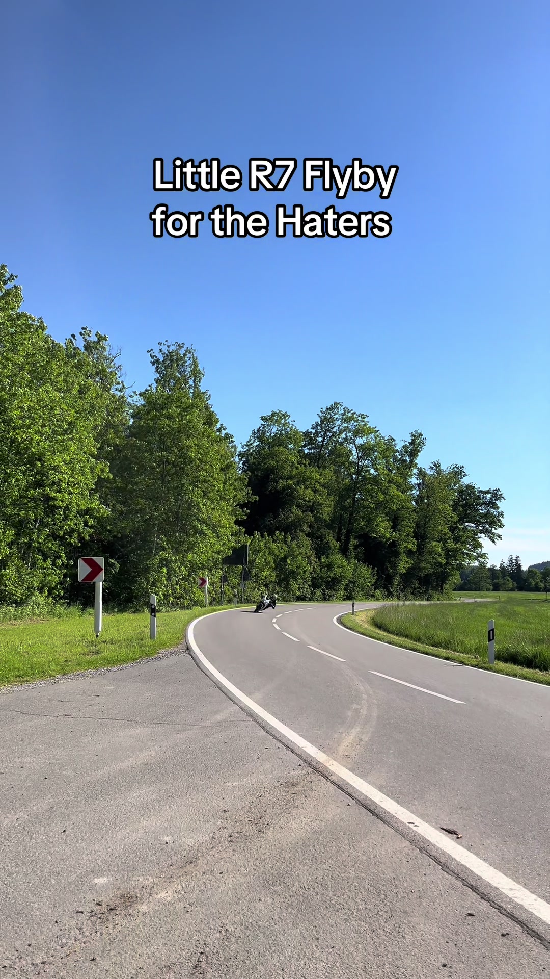 @white_r7_