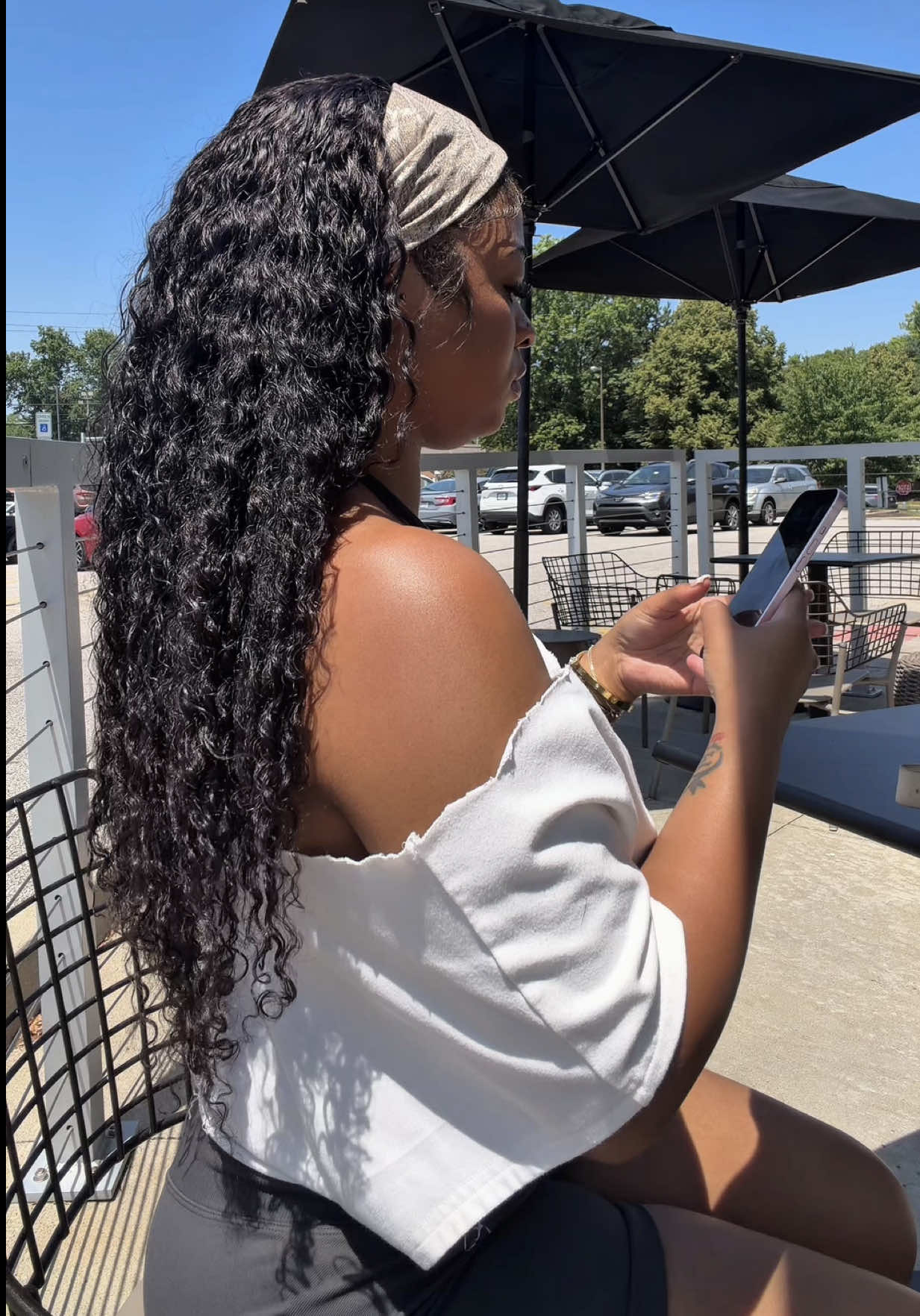 @akiyra monae