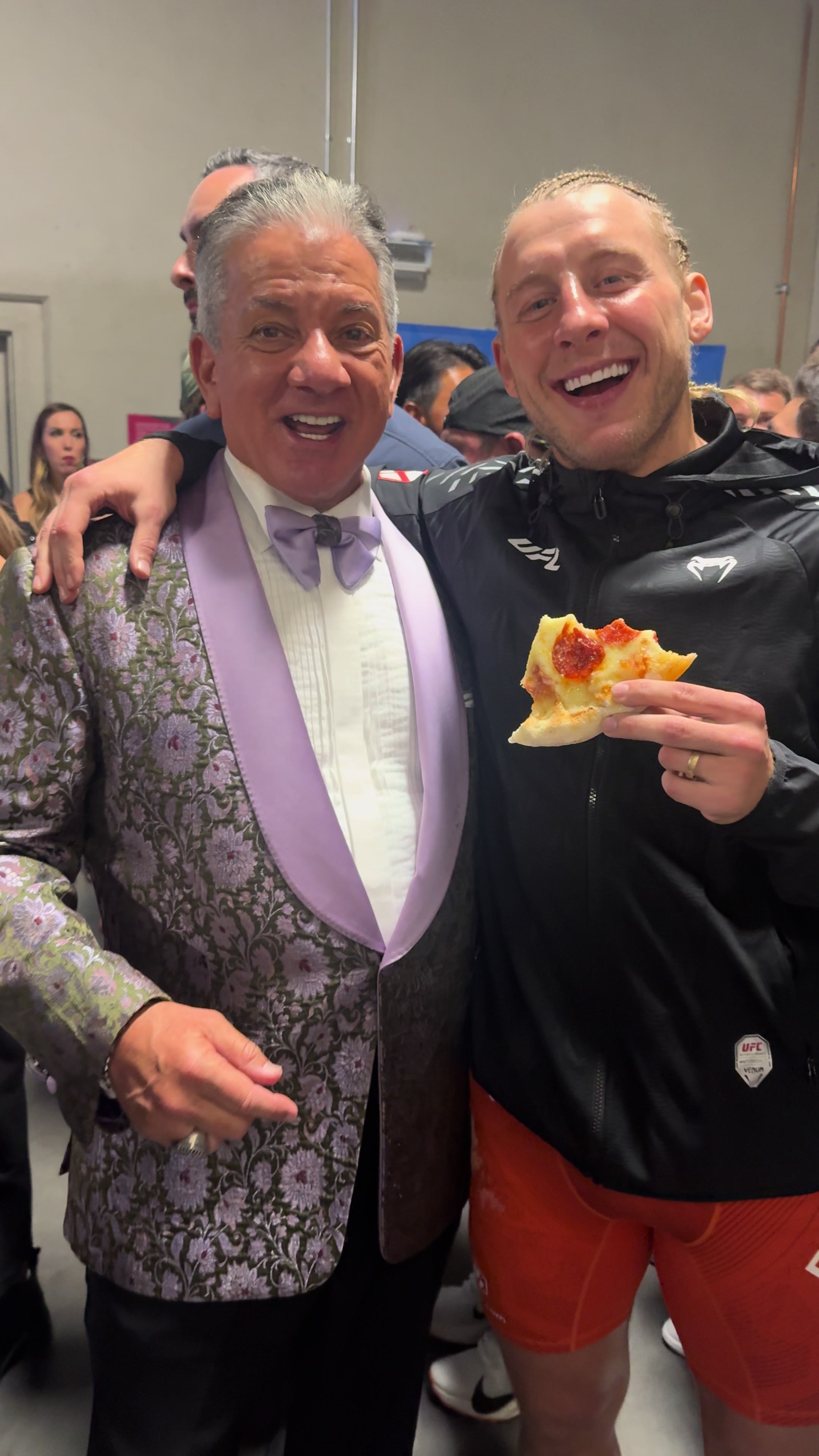 @BruceBuffer