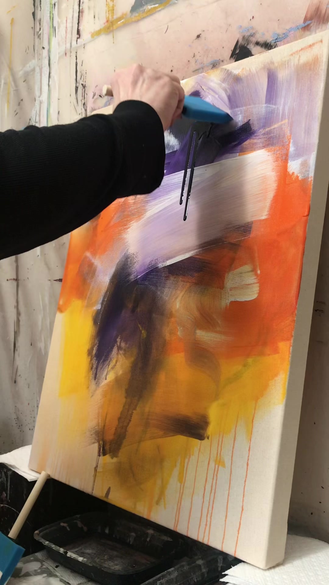 @krishaas.art