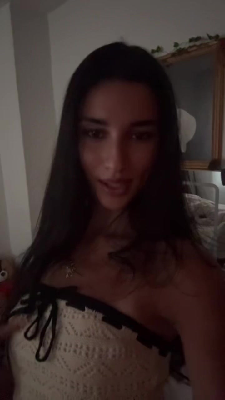 @Valentina
