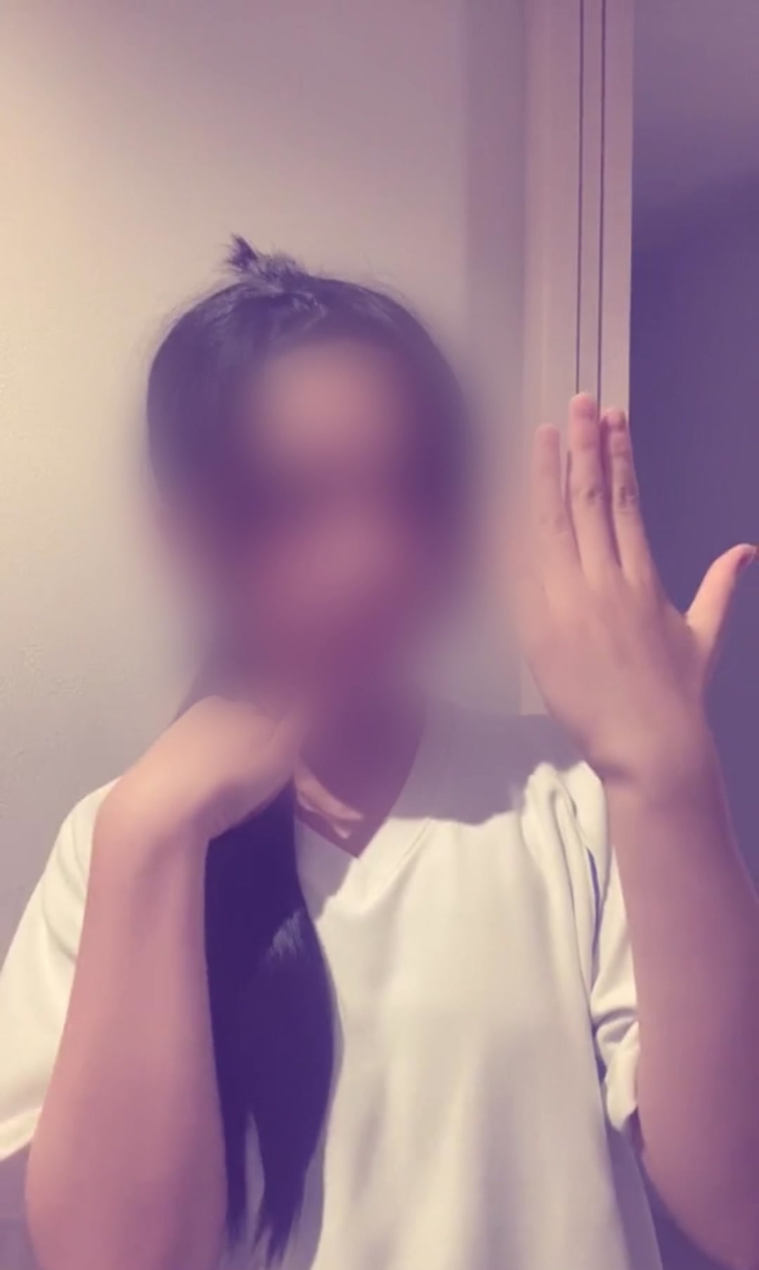 @MOMO