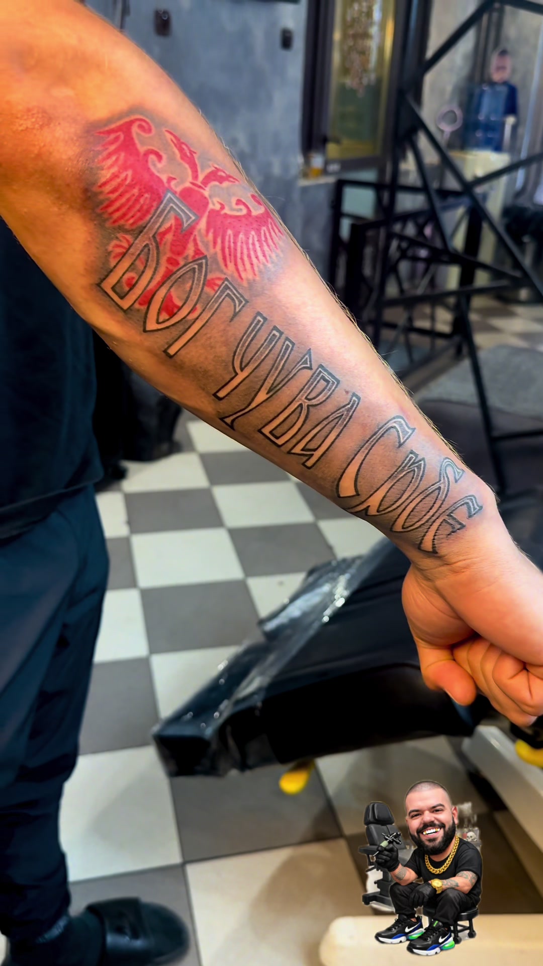 @* FIKULA • Tattoo Artist