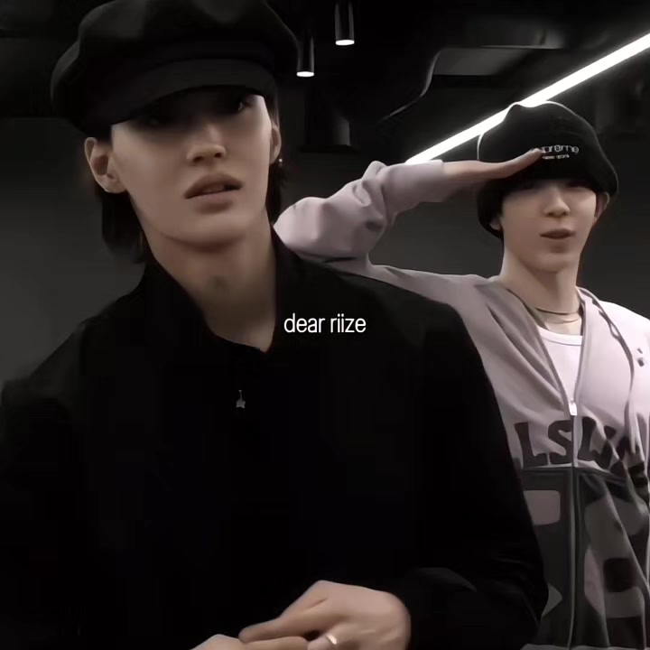 @𝓼 𝓸 𝓱 𝓮 𝓮