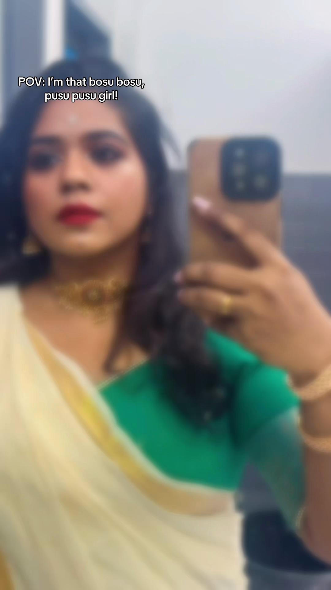 @Devaki_🦋
