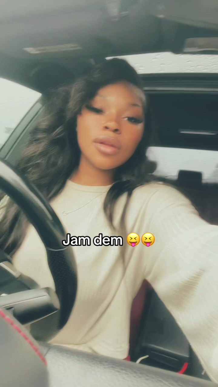 @✨🖤🤍Mon🤍🖤✨