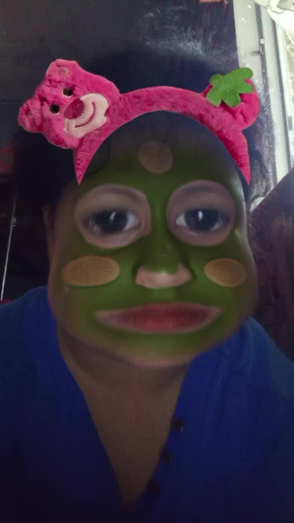 @Cristina Cazares