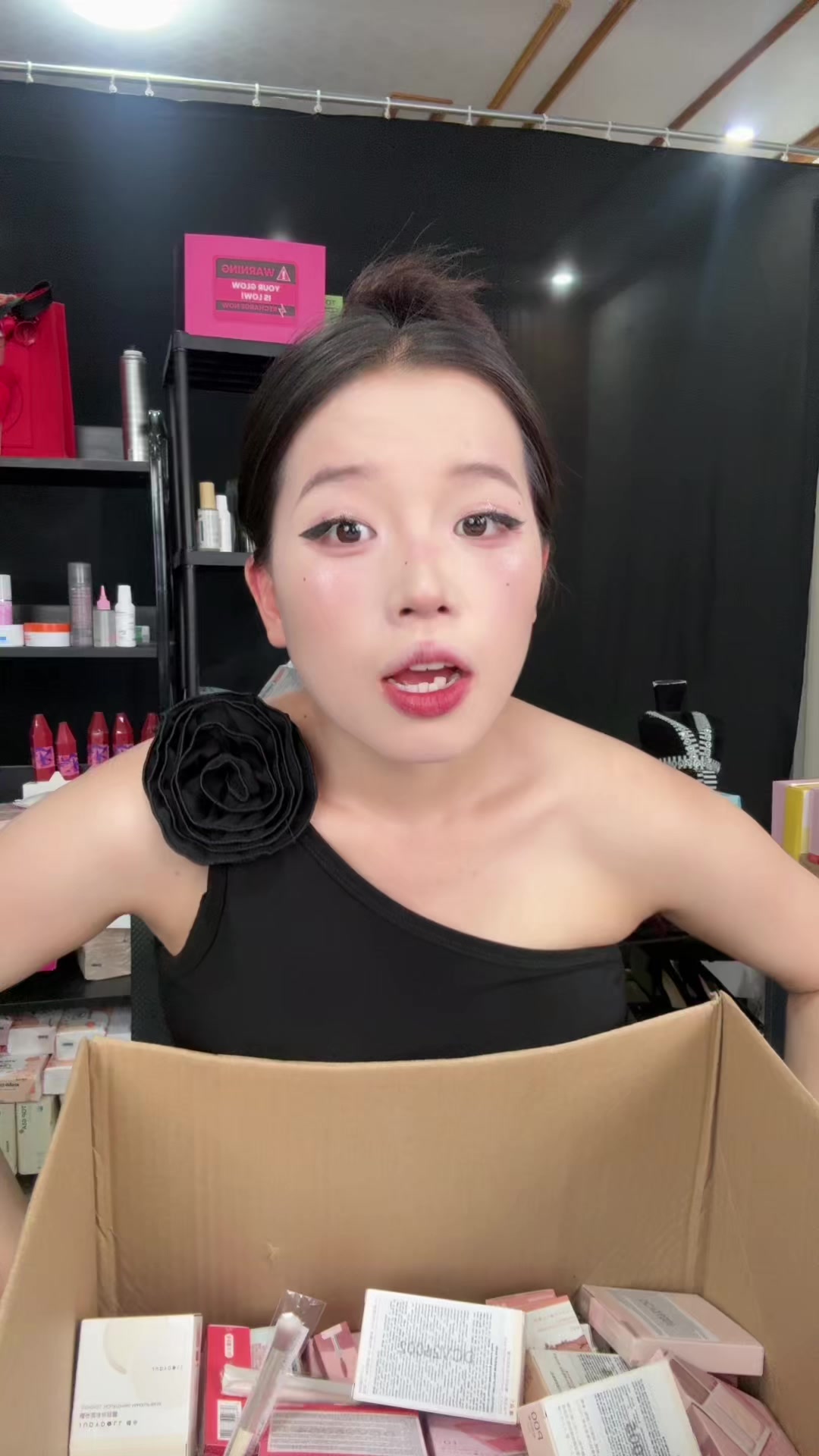 @Vàng Thị Solai