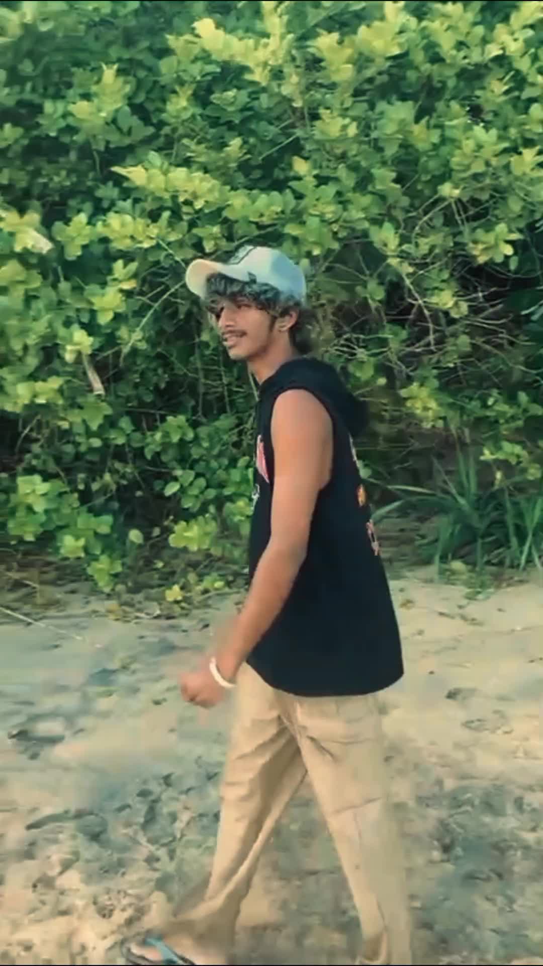 @mr_පැනී🤍✨"