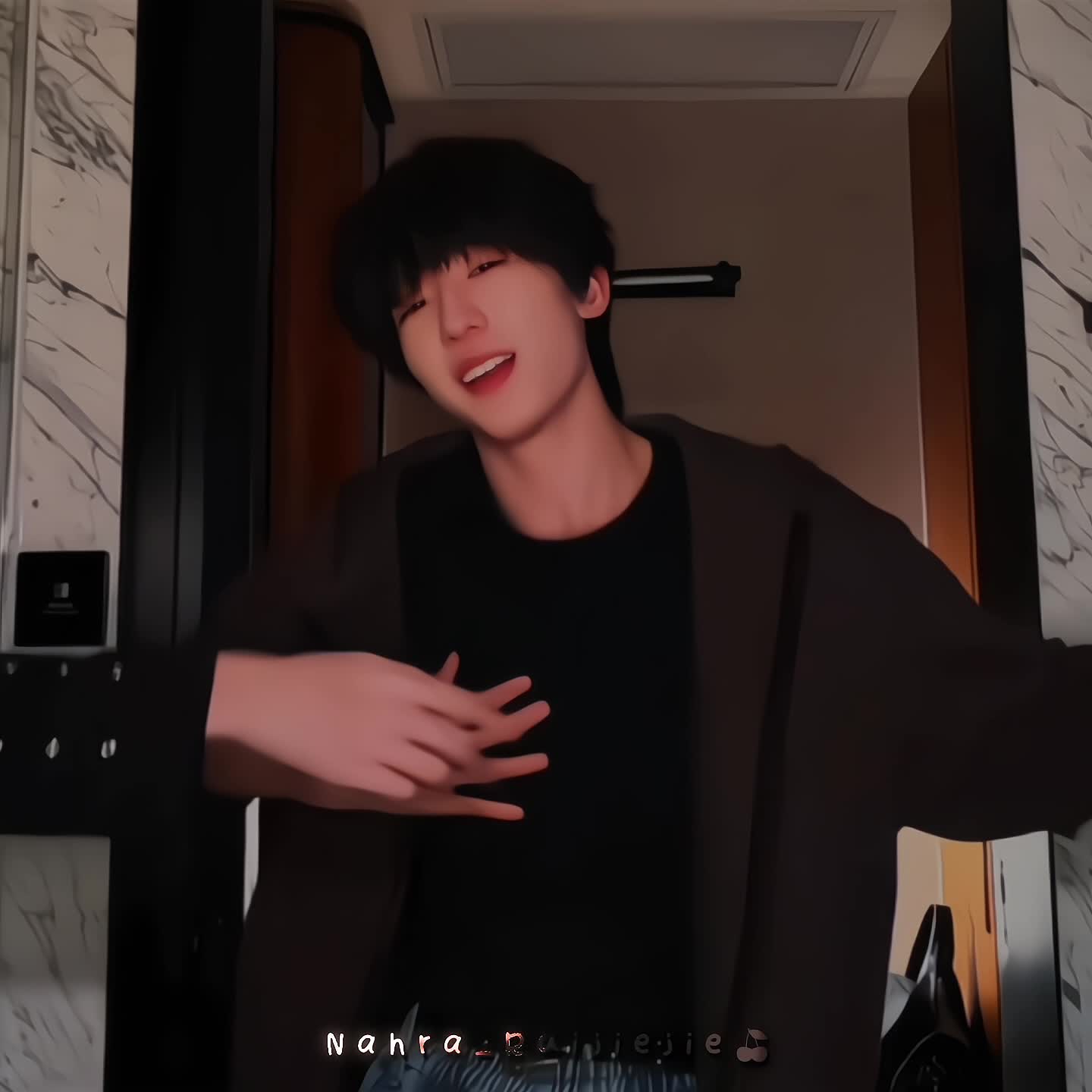 @ɴᴀʜʀᴀ_ʀᴜɪᴊɪᴇᴊɪᴇ🍒