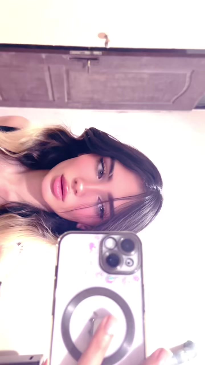 @Lia🥩