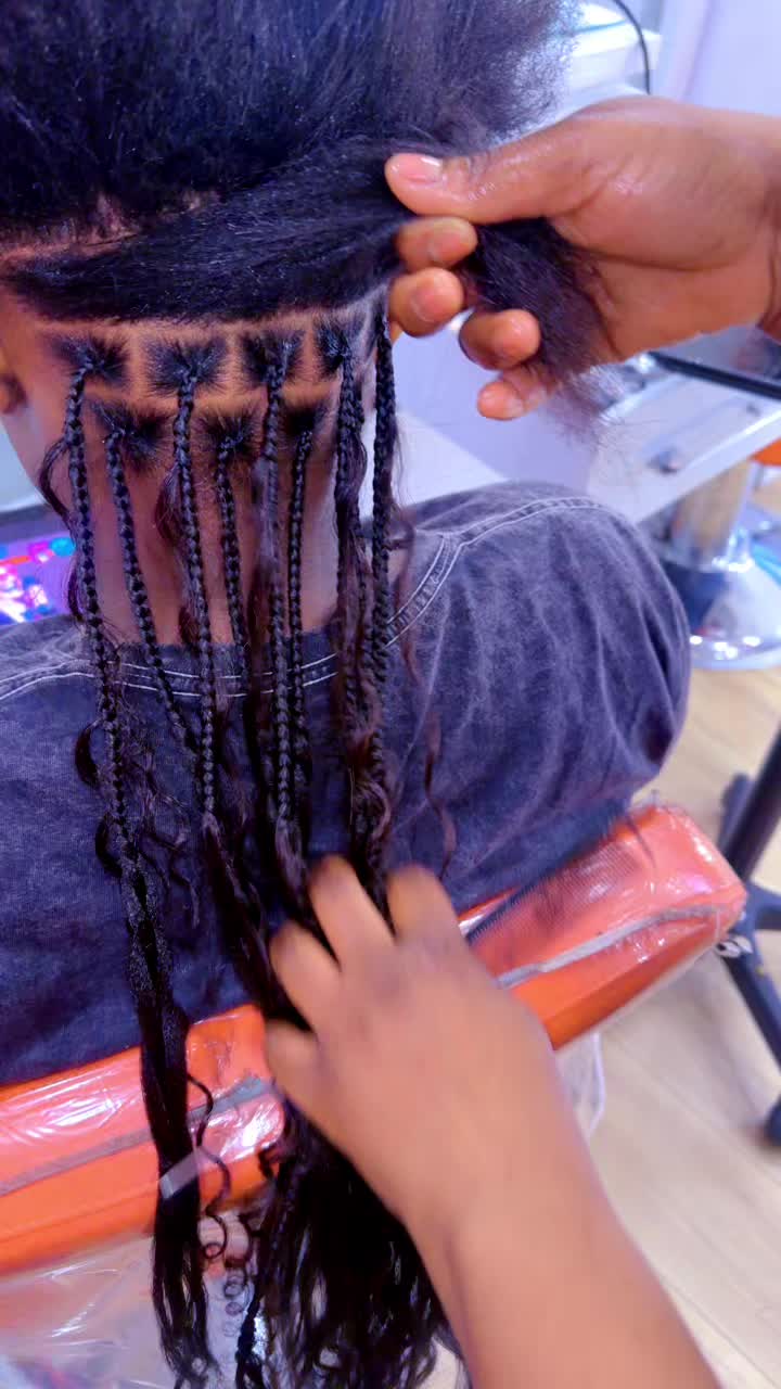 @New ertha beauty salon @87