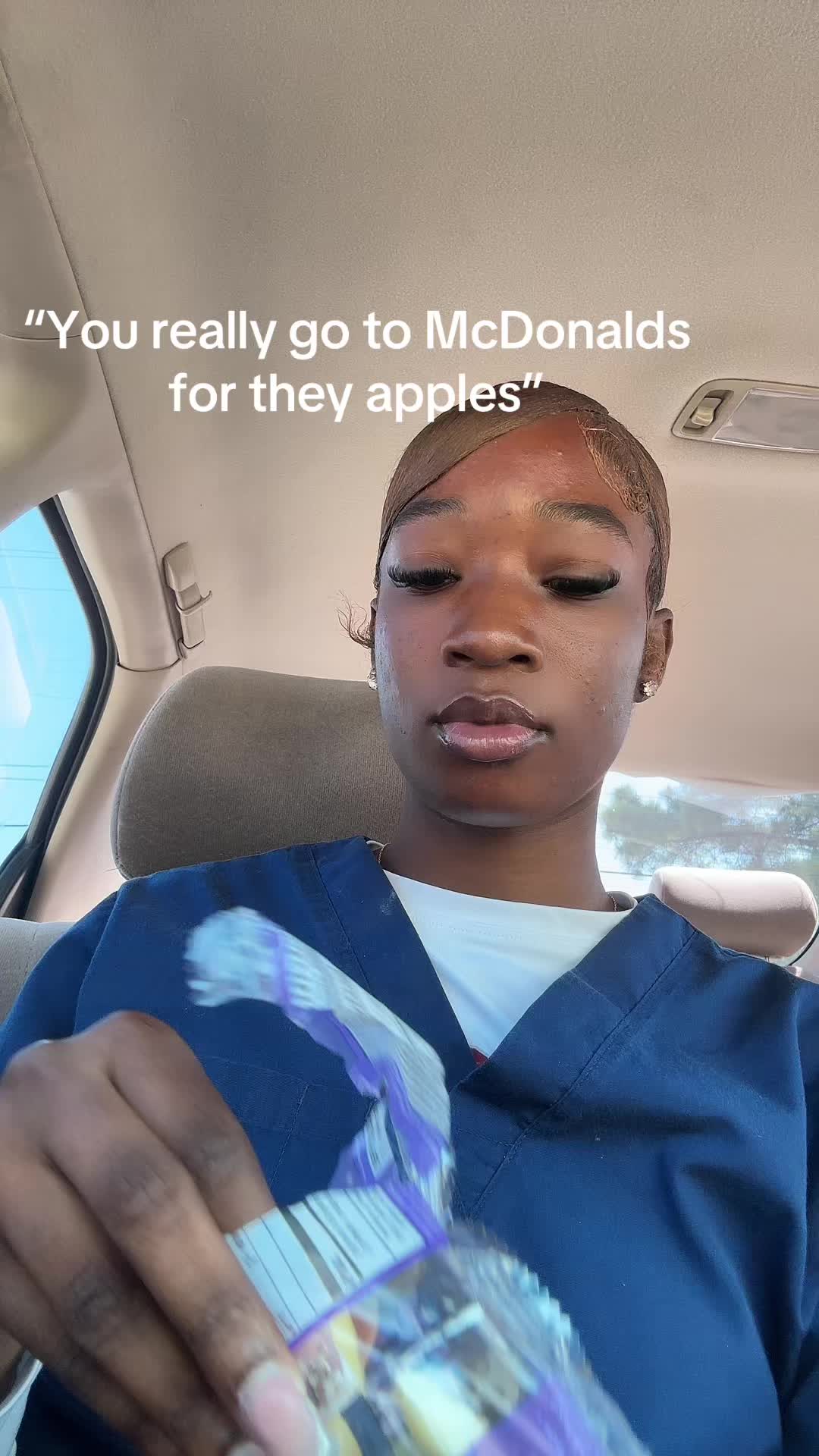@Mikayla.com