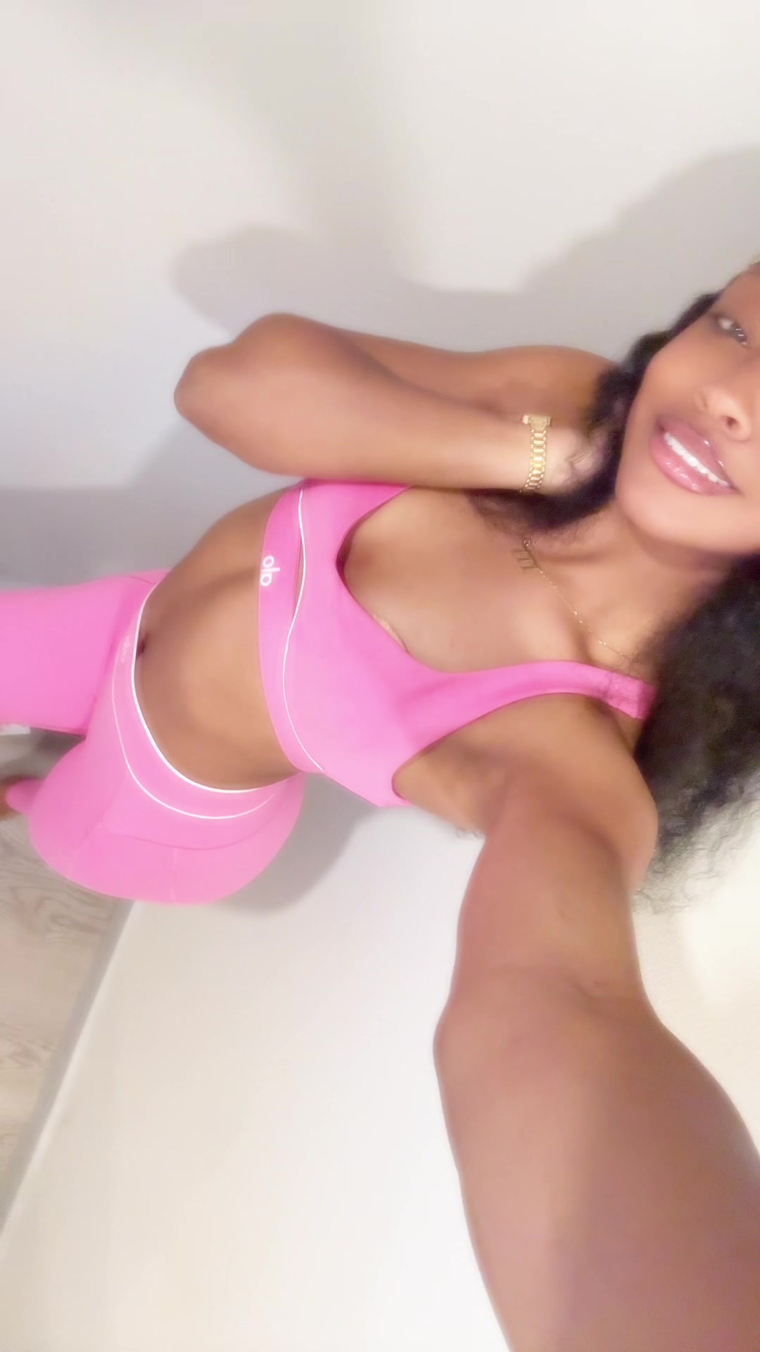 @anayapapaya