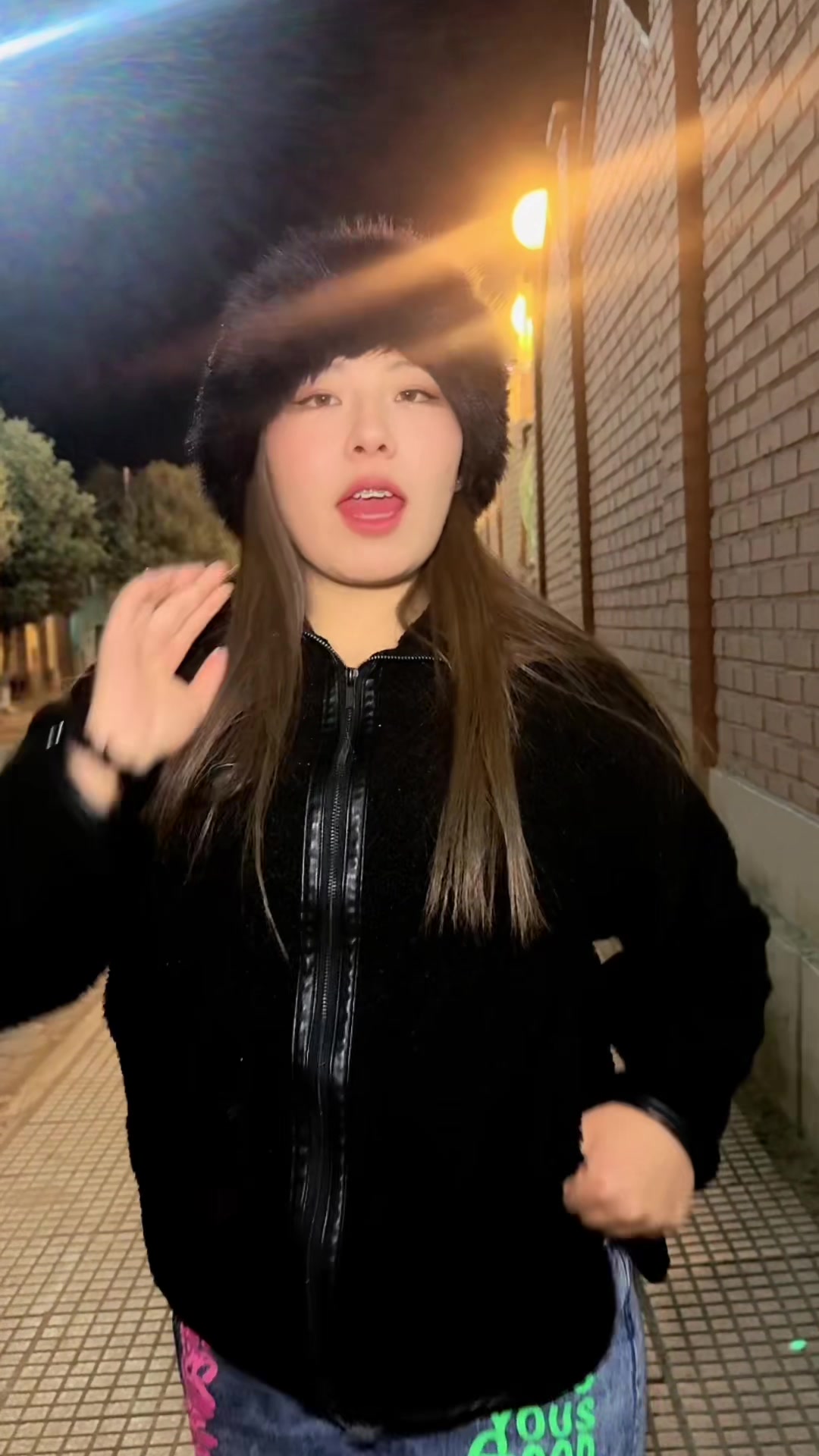 @𝑵𝒂𝒚𝒆𝒍𝒊