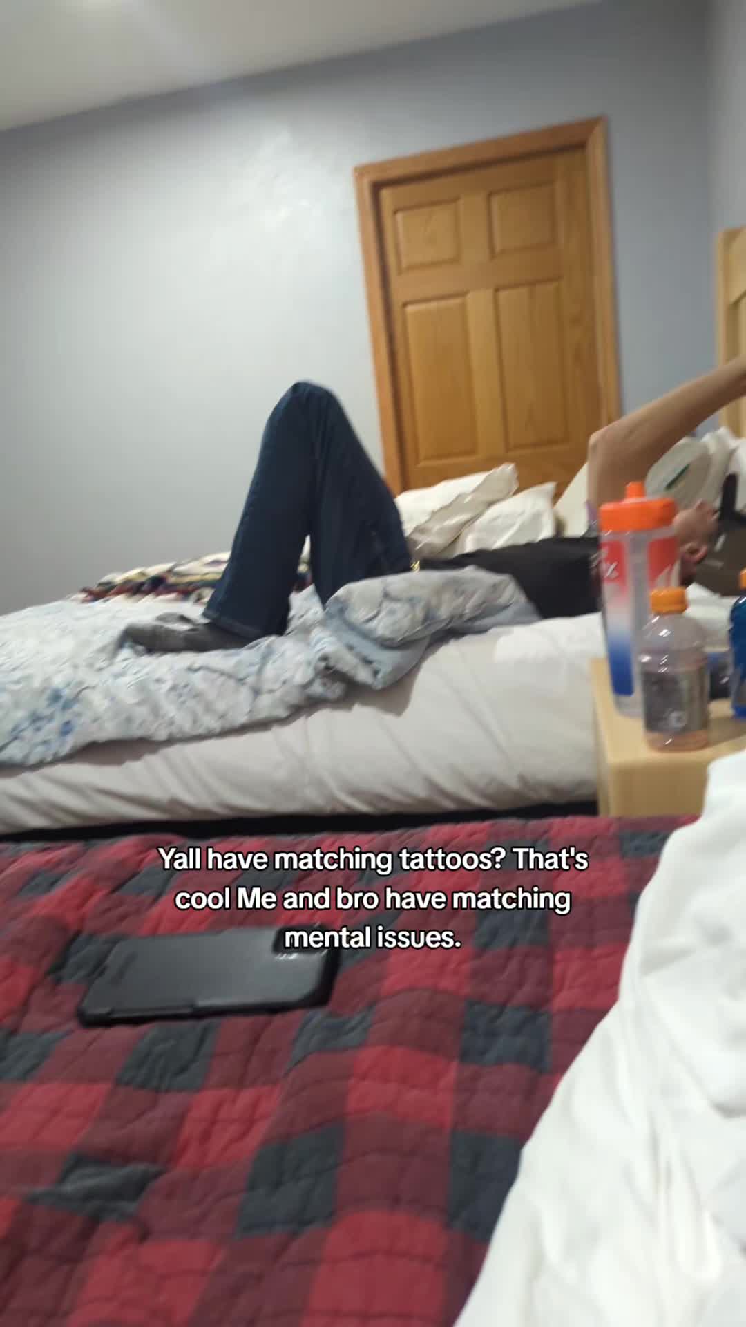 @️